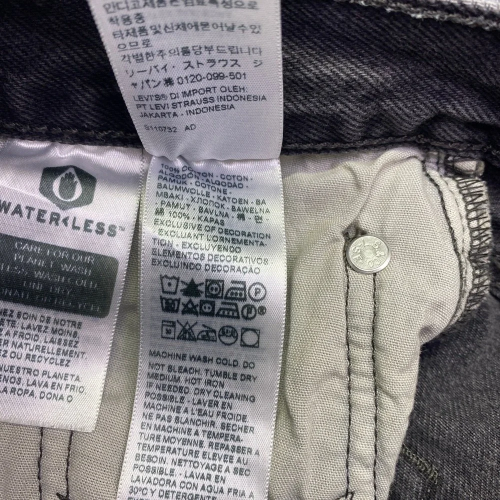 Levis 501 90s Premium Straight Leg Jeans Faded Black Button Fly Sz 28 Grunge